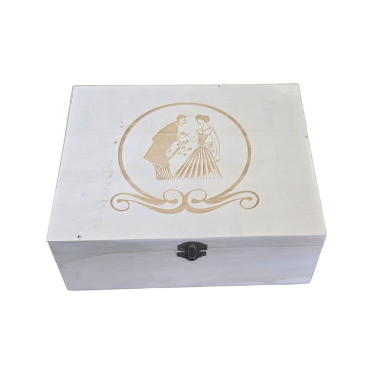 Vintage Couple Box By Dounid